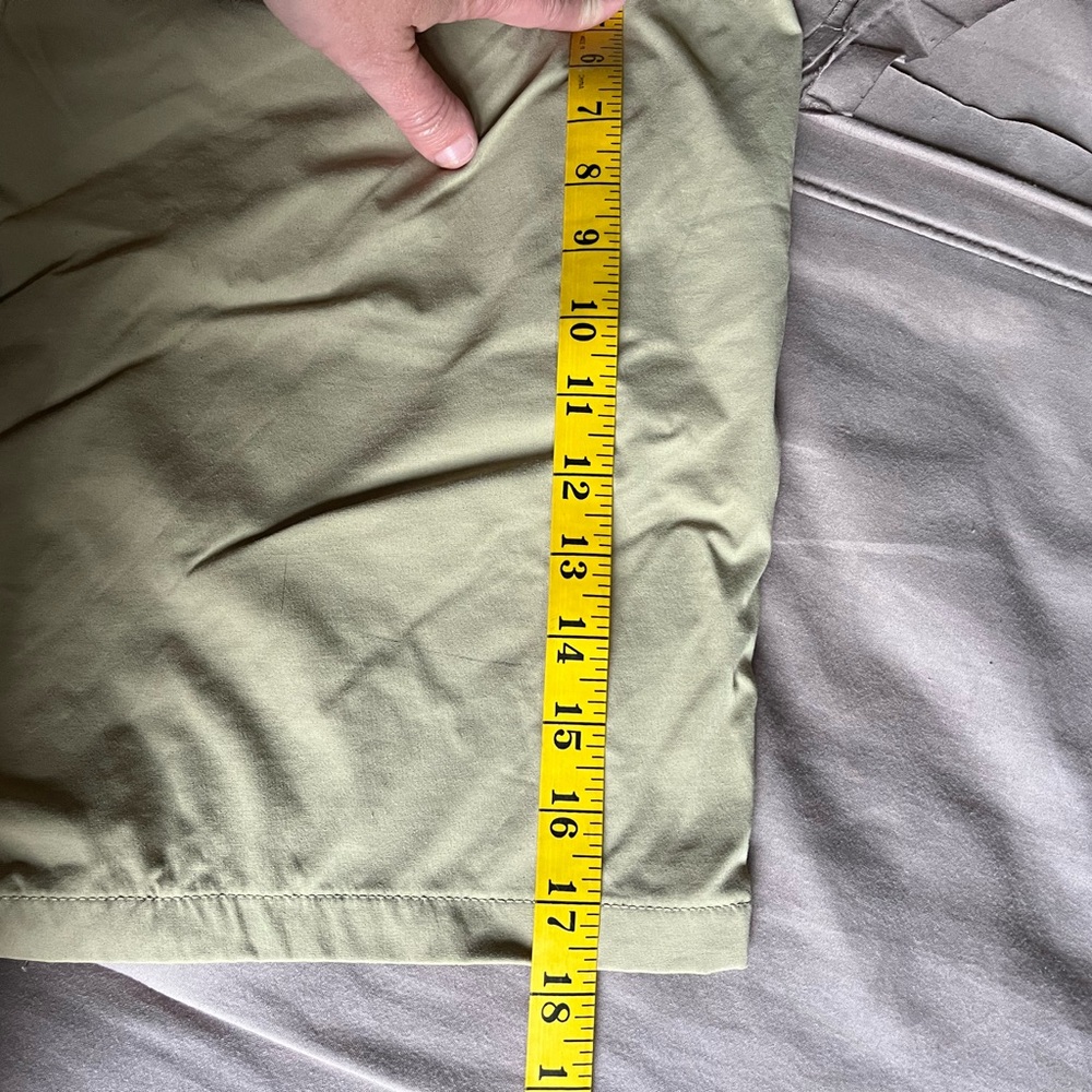 Shorts - Picture 7 of 7